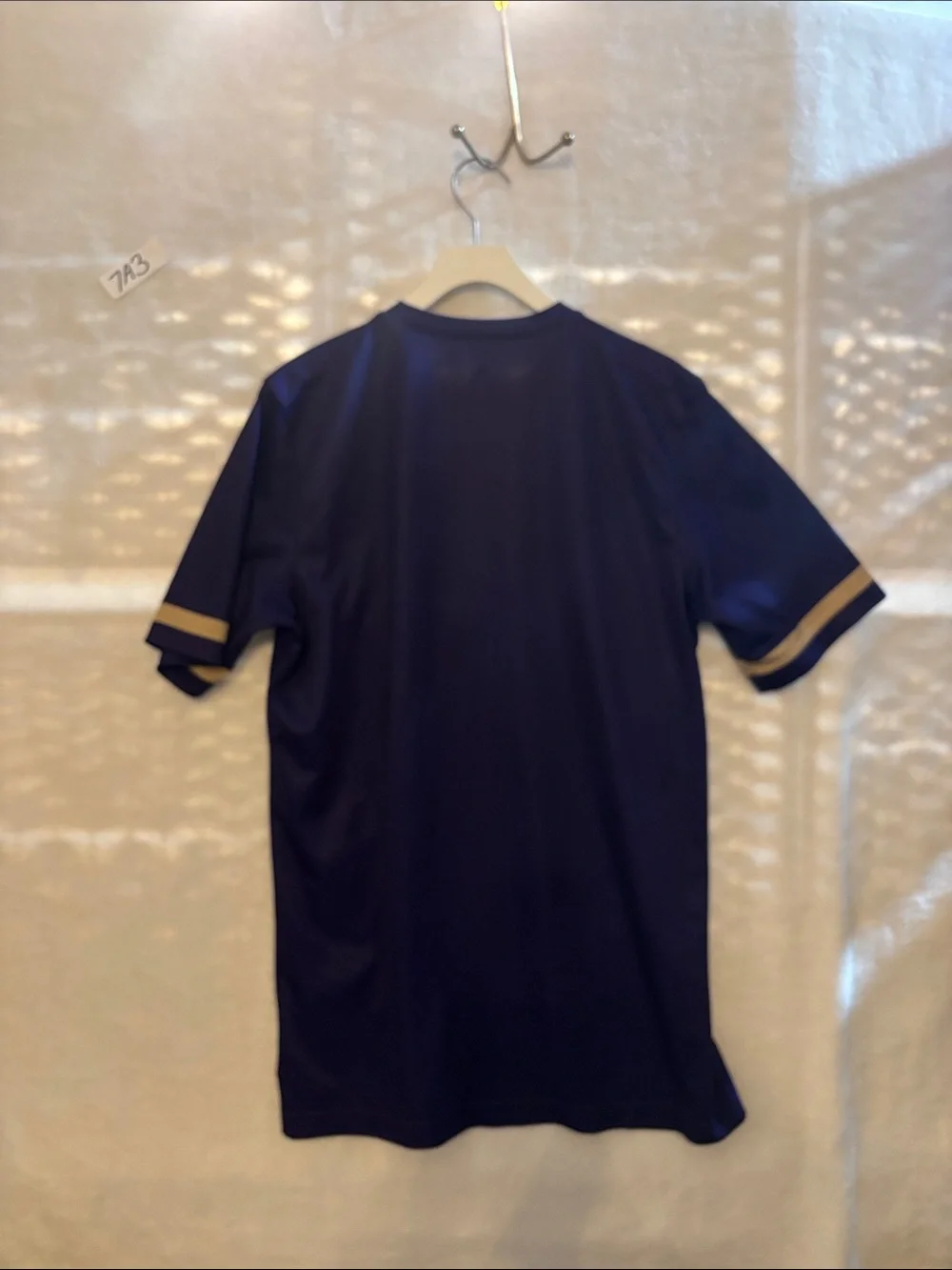 Adidas huskies large jersey